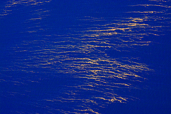 Tree Pollen On The Surface Of Crater Lake (#3)